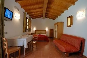 Lebbiano Hotel